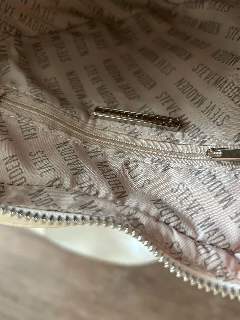 Steve Madden NWOT Heart Crossbody Bag - White & Natural Straw - Picture 2 of 6
